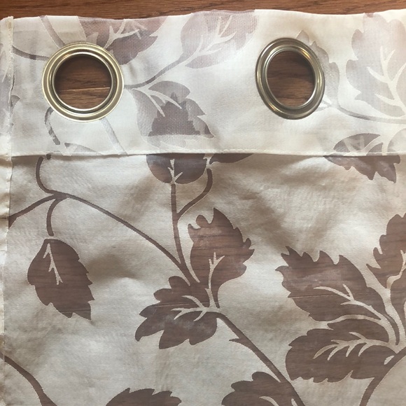 White curtains with leaf design - 4 panels - Picture 5 of 7